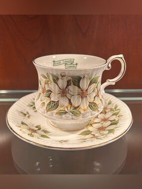 Queen’s Fine Bone China